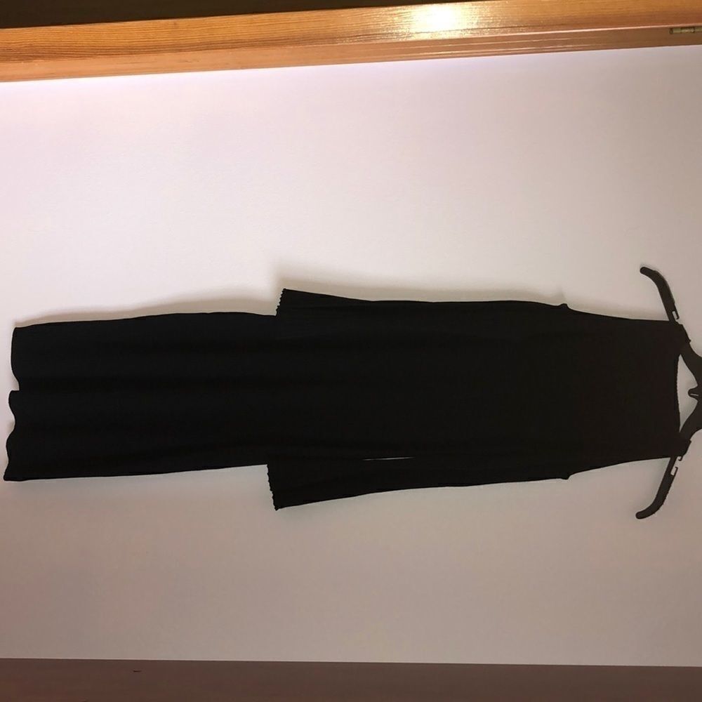 Lark and Ro black dress